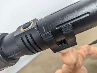 31mm tripod flashlight attachment