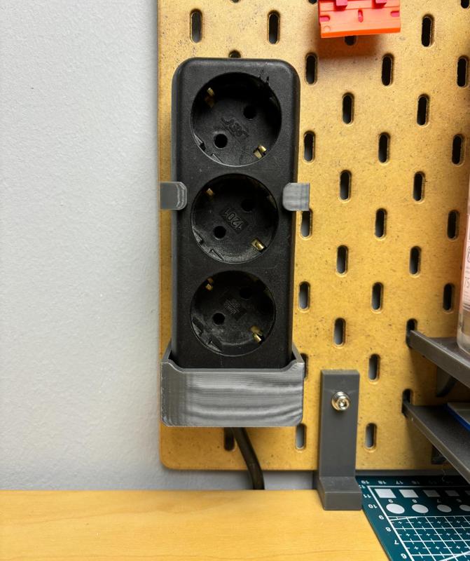 IKEA SKADIS Power Strip