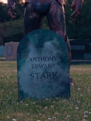 Tony Stark Lapida (Props)