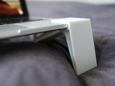 Laptop Legs Mac Book