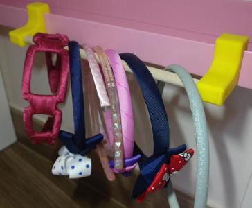 Hanger for IKEA PAHL Desk