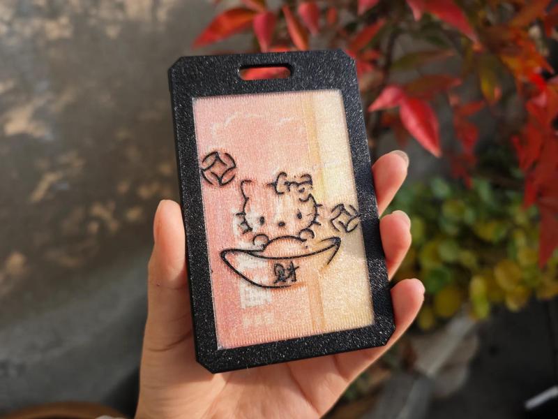 Hello Kitty card holder