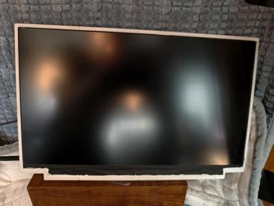 15.6-inch portable computer monitor protective shell (remember to enable supports)