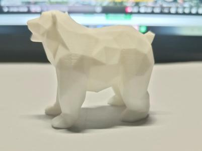 Polar bear model, low poly polar bear model