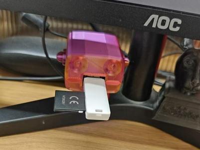 USB Extension Cable Robot Holder