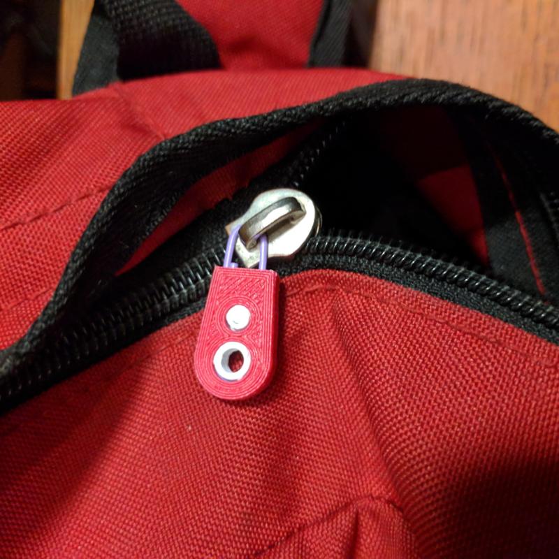 Zipper pull (with paperclip)