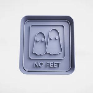 polaroid photography ghosts no feet beetlejuice