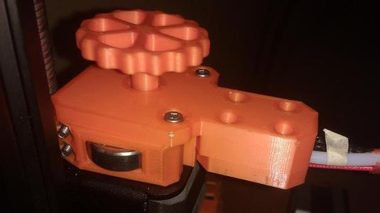 3Dator Bowden Extruder MK8 gear, with screwed bowden fastening.
