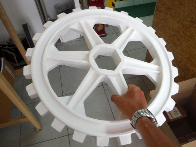 Simple gear in six cloves