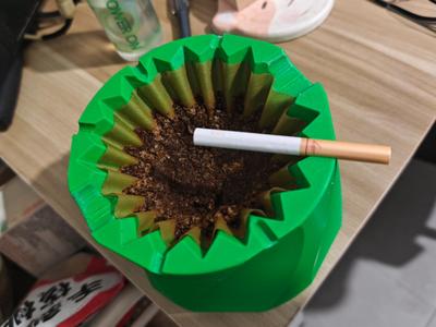 Pour-over coffee grounds ashtray