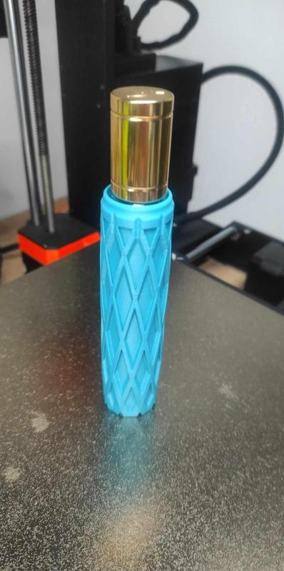 Protège parfum "Adopt" pour le transport