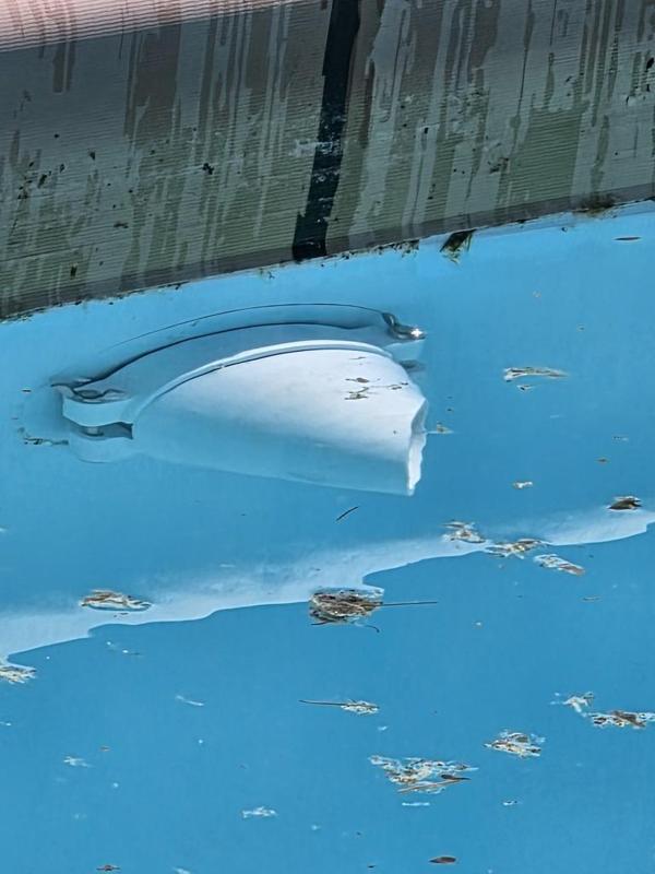 Coleman Pool Pump outlet 45deg deflector 1.5in large hose  