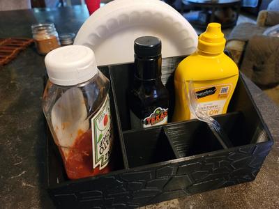 kitchen/Picnic caddy (voronoi).stl