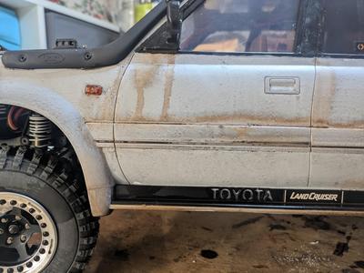 RCRUN Toyota LC80 - Running Board