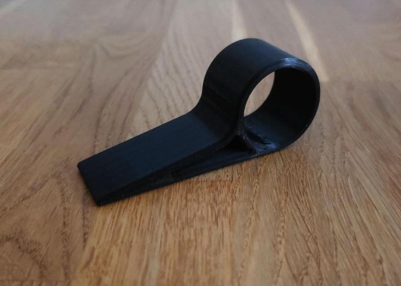 Doorstop with hanging option