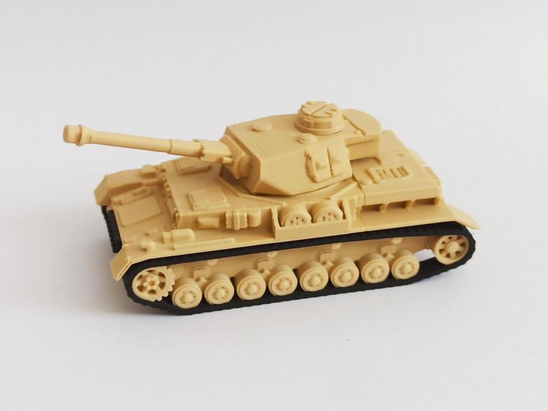 Panzerkampfwagen IV Ausf F2 & G tank 1/72