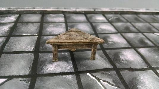 28mm Corner Table