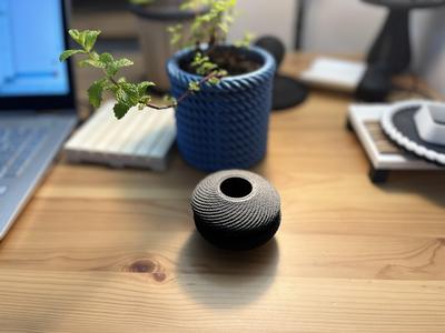 Modern Holder, pot/vase