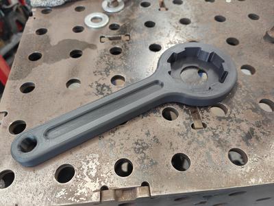 Bandsaw blade adjuster wrench