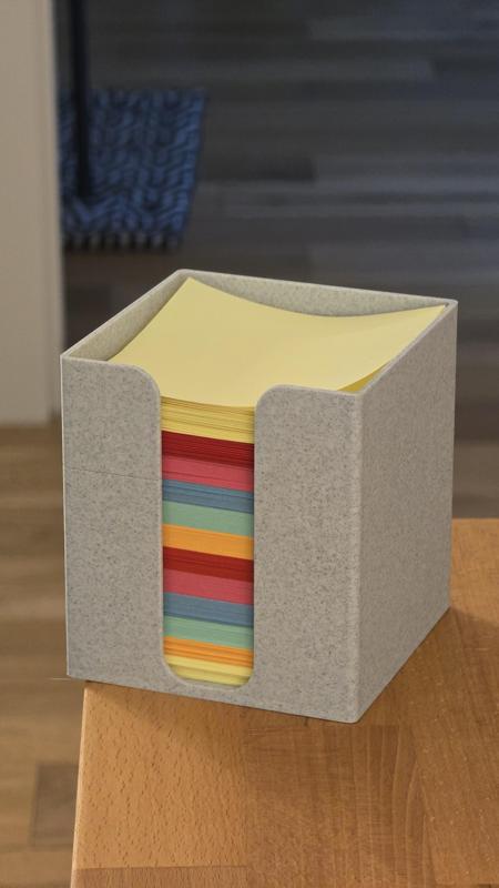 Post-It holder