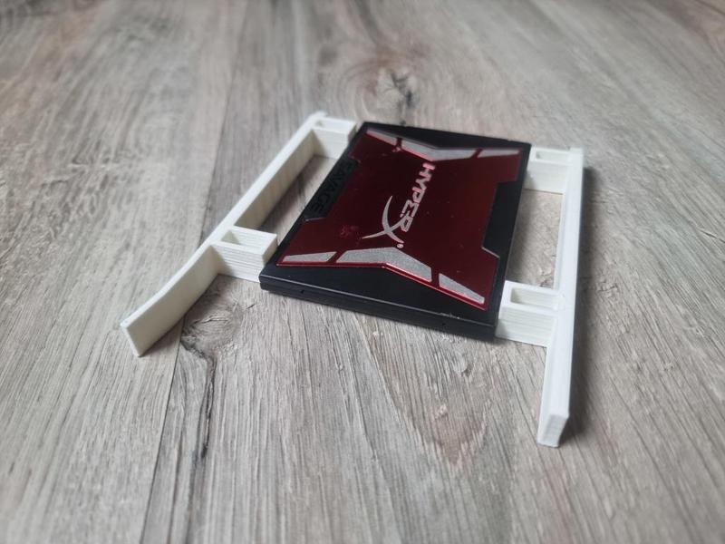 2.5" SSD caddy for 3.5" bay