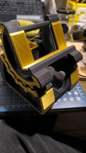 gear phone stand and charge centar(update)