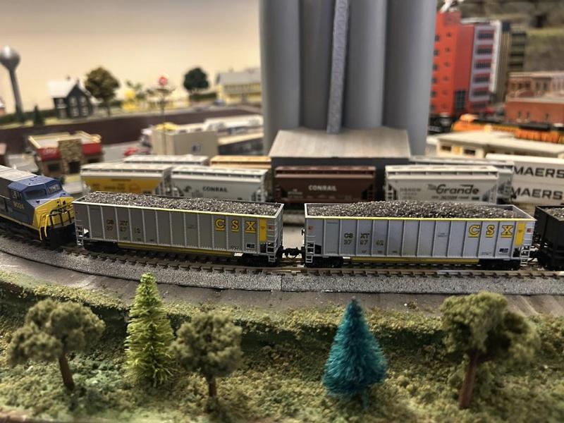 N Scale Coalporter Coal Load 