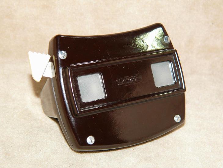 Meoskop lens retainer