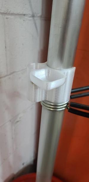 rachet and oil plug holder for oil change canister