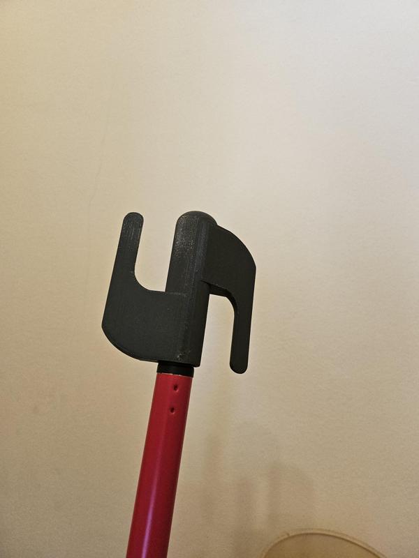 Balcony clothesline hook