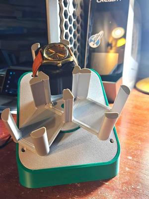 Watch winder - three positions