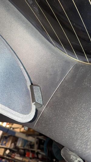 Ford Galaxy Cover Holder (side)