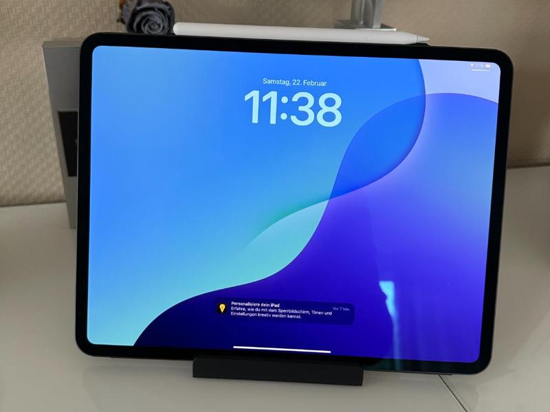 iPad Pro, Tablet Stand