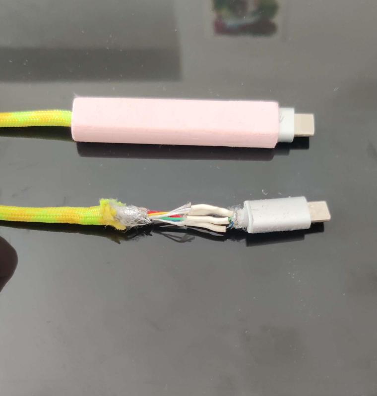 USB Cable Brace