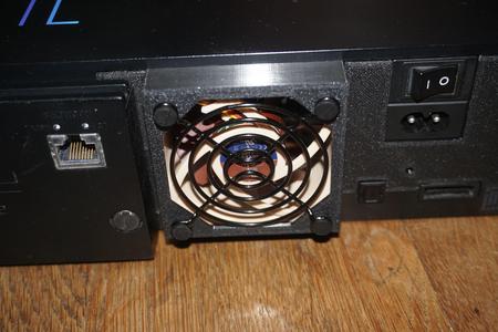 Playstation 2 Quiet Fan Mod PS2_25mm_grid.stl modified for metal grill