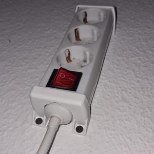 Power Strip Wall Mount, Mehrfachsteckdose Wandhalterung