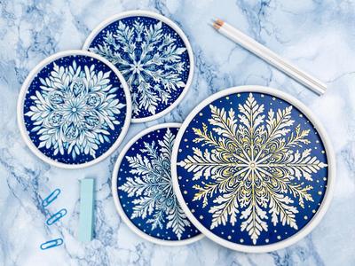 Snowflake Round Trays
