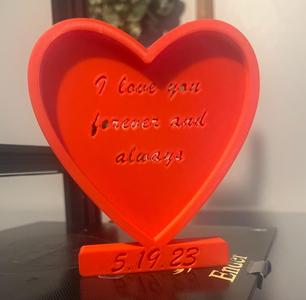 Heart With Stand