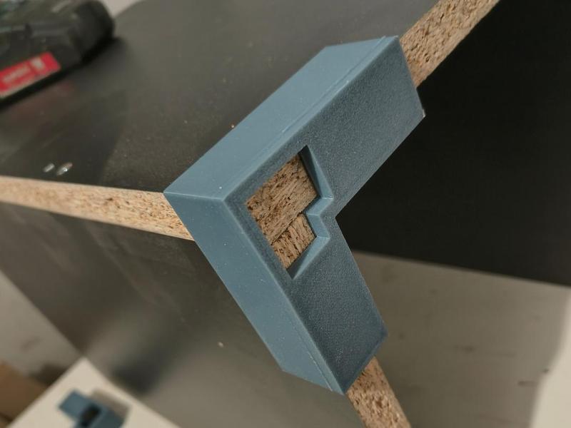 corner clamp , jig for cabinet mount 18mm