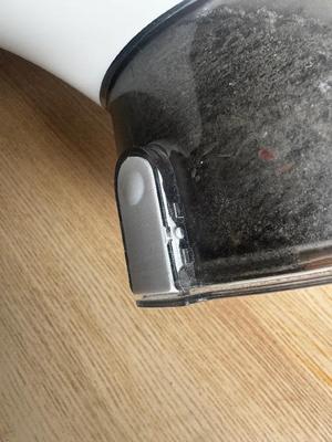 Dreame R10 vacuum cleaner lid holder   