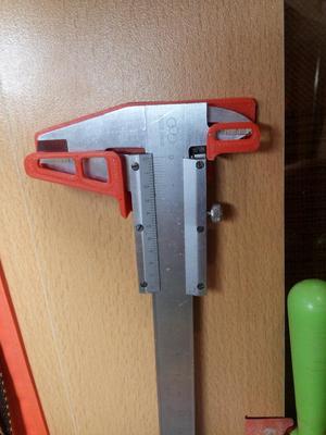 Caliper holder