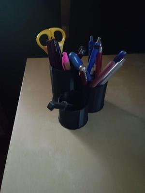 Pen Holder
