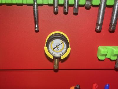 magnetic cat tyre pressure gauge holder