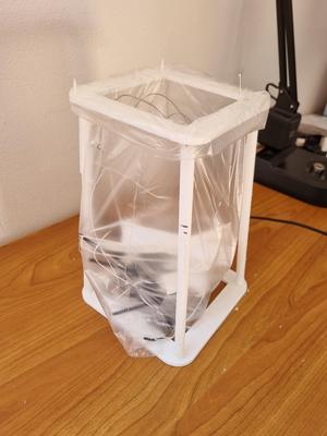 Garbage can for 3D garbage