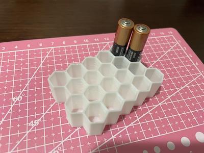 AA and AAA battery storage - hex with bottom
