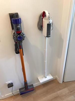 Deerma ZQ610 Steam Cleaner wall support