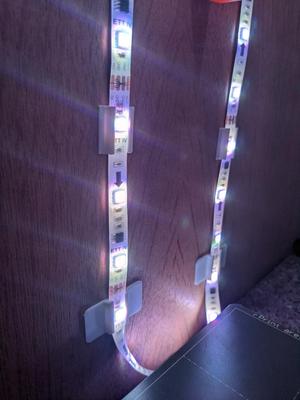 Clips for (halfround) LED-strips