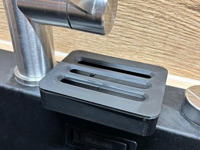 Washbasin draining tray