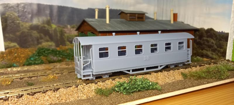 H0e / OO-9 KB4iP Harz Passenger Coaches