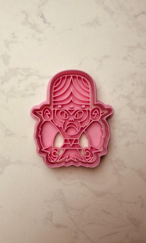 MOJOJOJOJO SUPERPOWERED GIRLS CUTTING